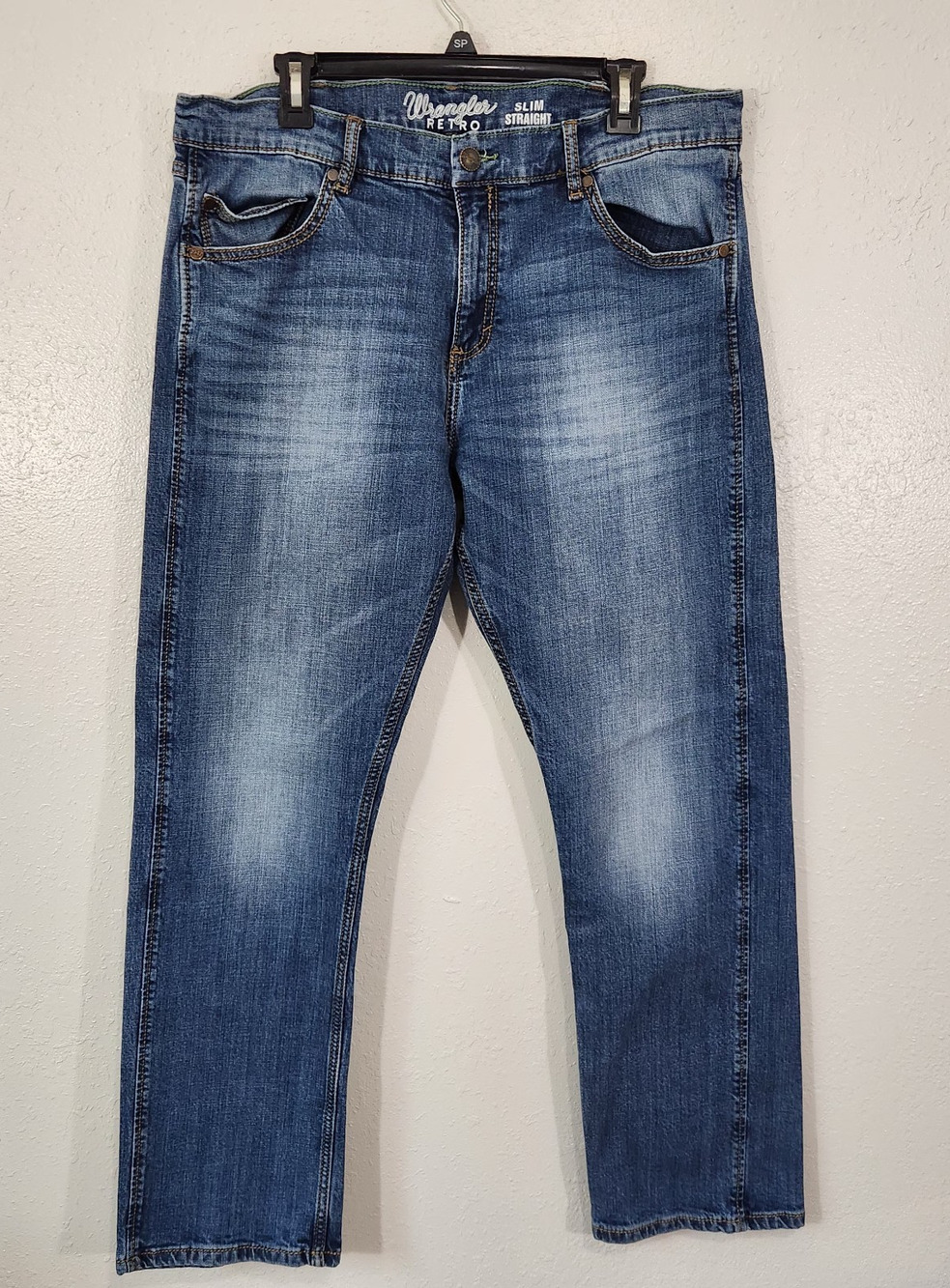 Wrangler Retro Jeans Mens 36x32 Relaxed Straight Leg Faded Western Cowboy Denim